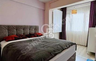 KARŞIYAKA RÜŞTÜ ŞARDAĞ CADDESİ ÜZERİNDE 3+1 SATILIK DAİRE 