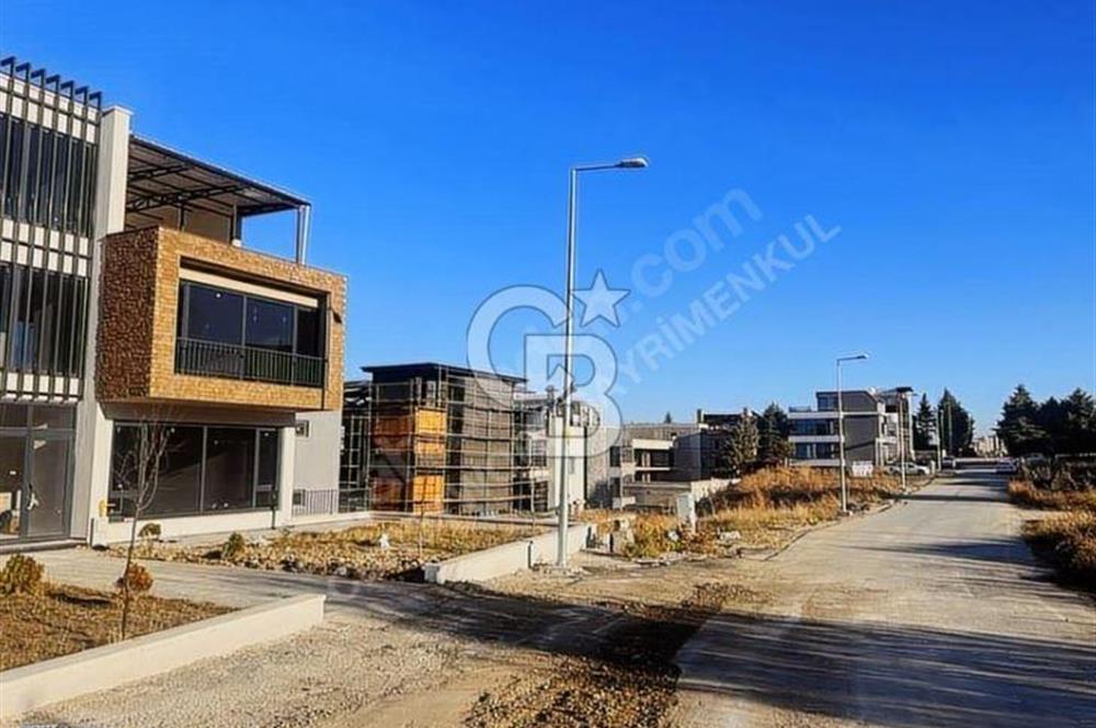 ÇANKAYA ALACAATLI'DA 600 m² SATILIK TİCARİ VİLLA BİNA ARSASI