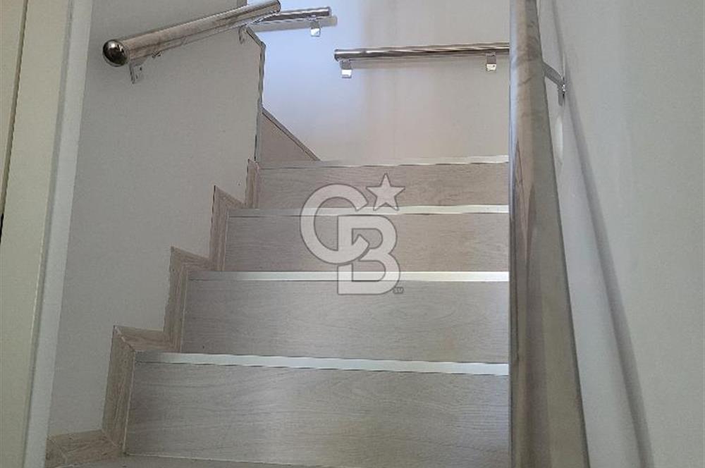 GÖLBAŞI İKİZCE MAHALLESİNDE SATILIK MUHTEŞEM VİLLA