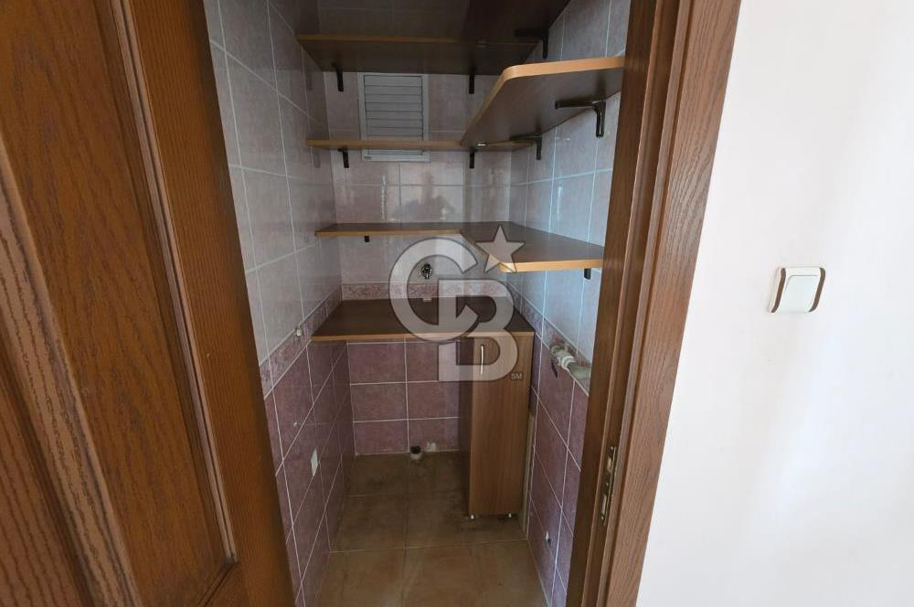 DİKMEN CADDESİ'NDE,EBEVEYN BANYOLU,AÇIK OTOPARKLI KİRALIK 3+1