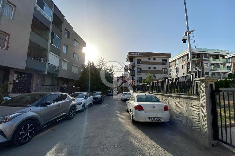 BUCA MENDERES mah. SATILIK ARA KAT AÇIK MUTFAK 3+1 DAİRE