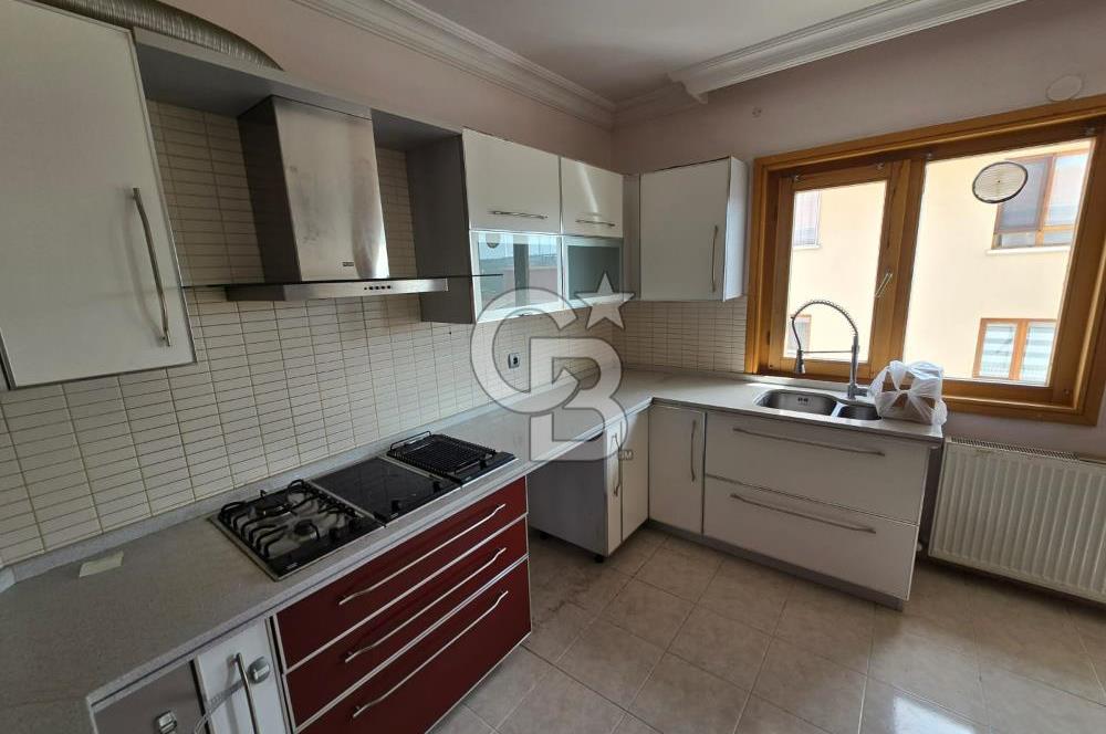 DİKMEN CADDESİ'NDE,EBEVEYN BANYOLU,AÇIK OTOPARKLI KİRALIK 3+1