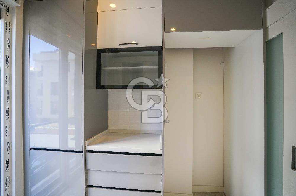 SUADİYE SAHİL PARSELİNDE HİÇ KULLANILMAMIŞ SATILIK 3+1 ARA KAT DAİRE