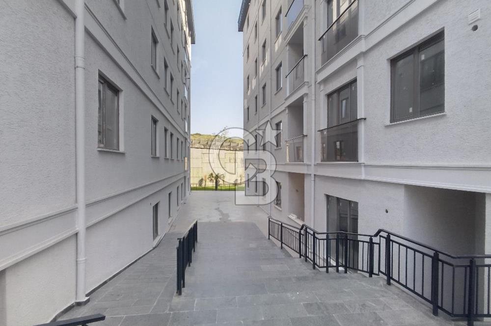 Maltepe,Aydınevler,sitede 3. kat,2+1