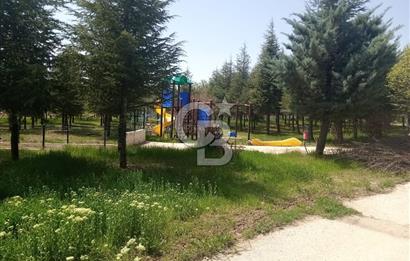 GÖLBAŞI İKİZCE MAH. ÇINAR SİTESİNDE SATILIK DEĞERLİ BAHÇE