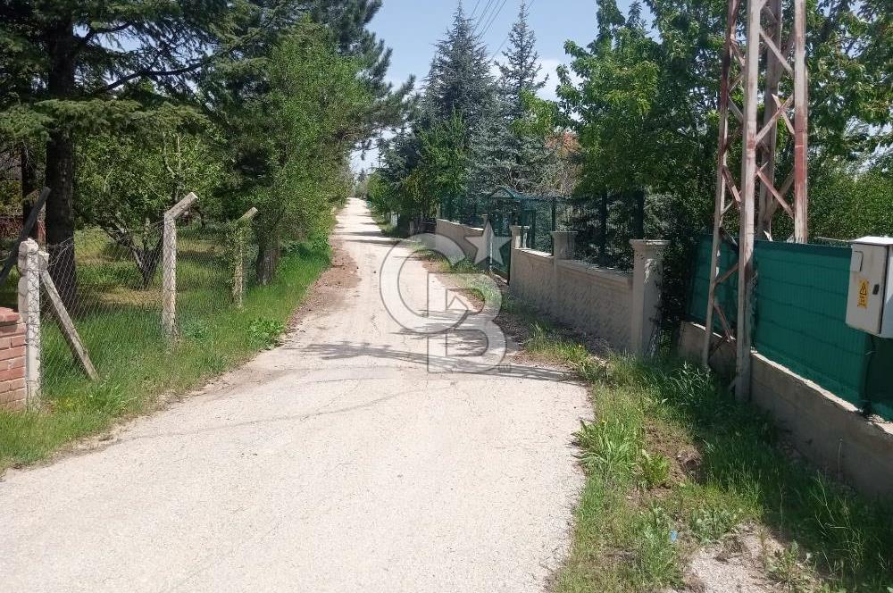 GÖLBAŞI İKİZCE MAH. ÇINAR SİTESİNDE SATILIK DEĞERLİ BAHÇE