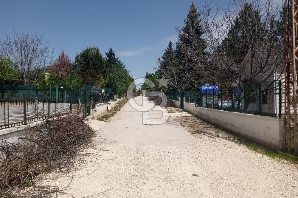 GÖLBAŞI İKİZCE MAH. ÇINAR SİTESİNDE SATILIK DEĞERLİ BAHÇE
