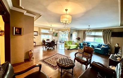 Bostanlı Yıllar Market Sokağında 3+1 Kiralık GENİŞ Daire