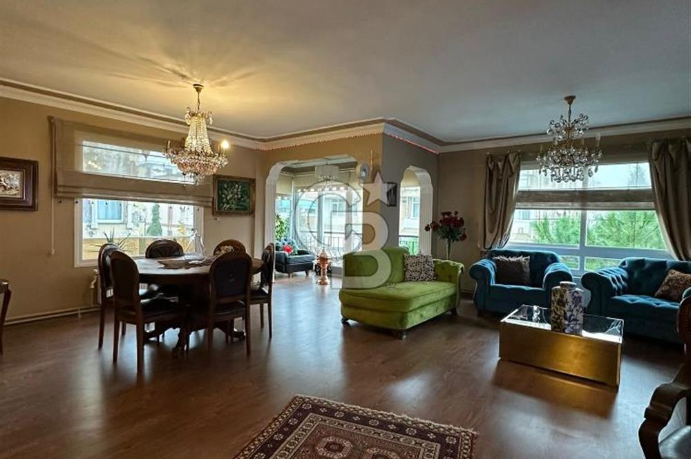 Bostanlı Yıllar Market Sokağında 3+1 Kiralık GENİŞ Daire