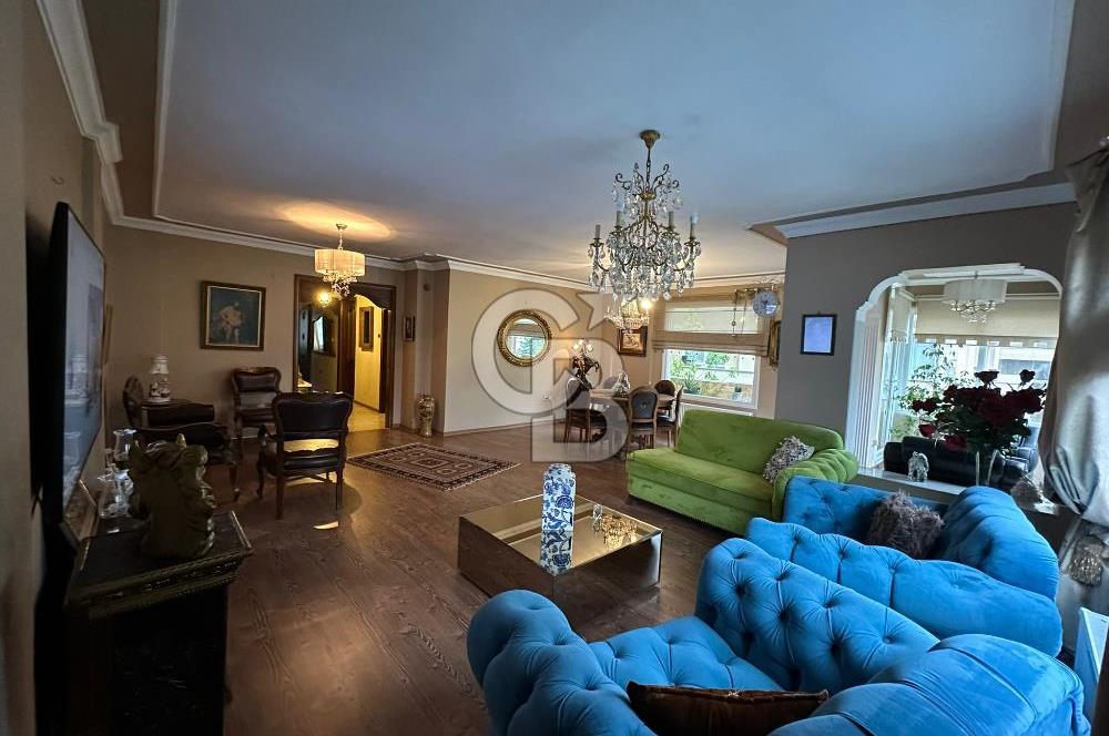 Bostanlı Yıllar Market Sokağında 3+1 Kiralık GENİŞ Daire
