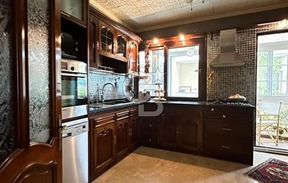 Bostanlı Yıllar Market Sokağında 3+1 Kiralık GENİŞ Daire