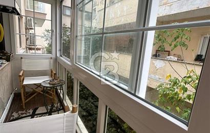 Bostanlı Yıllar Market Sokağında 3+1 Kiralık GENİŞ Daire