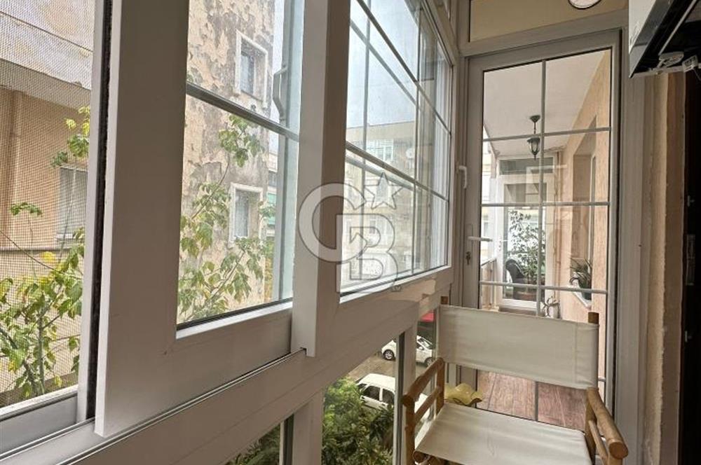 Bostanlı Yıllar Market Sokağında 3+1 Kiralık GENİŞ Daire