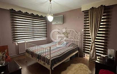 Bostanlı Yıllar Market Sokağında 3+1 Kiralık GENİŞ Daire