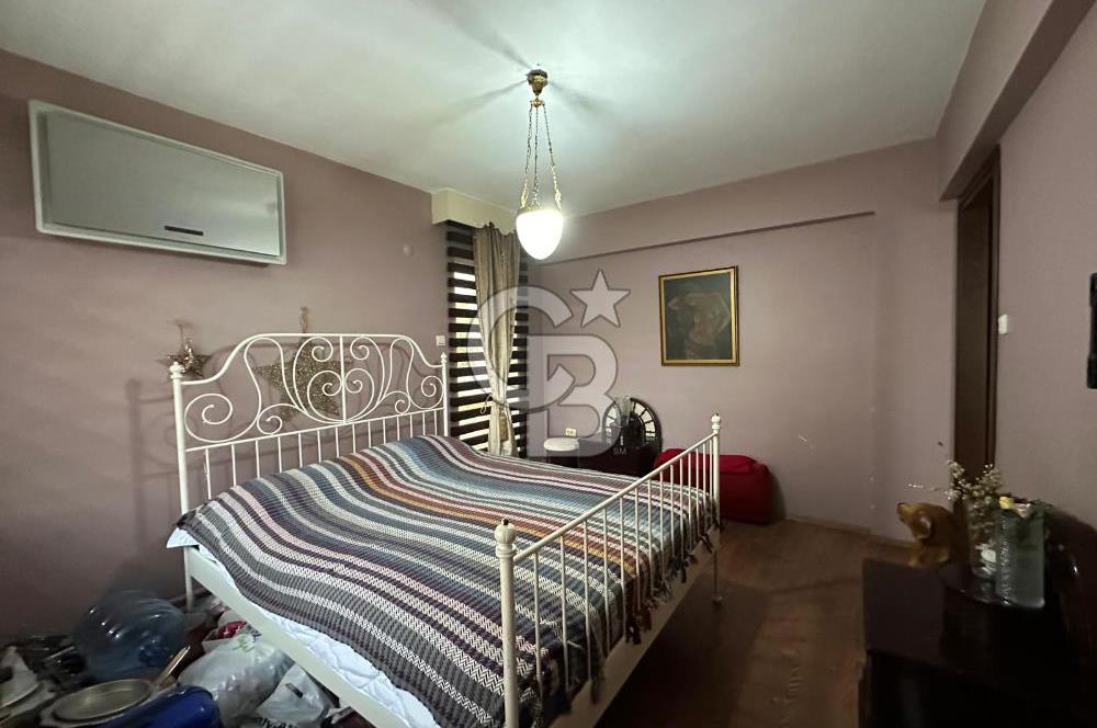 Bostanlı Yıllar Market Sokağında 3+1 Kiralık GENİŞ Daire