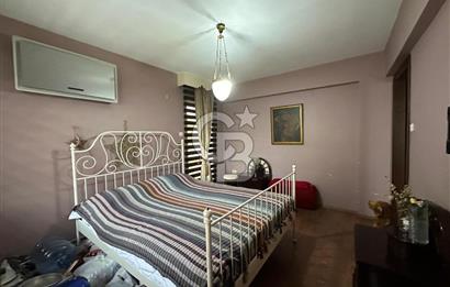 Bostanlı Yıllar Market Sokağında 3+1 Kiralık GENİŞ Daire