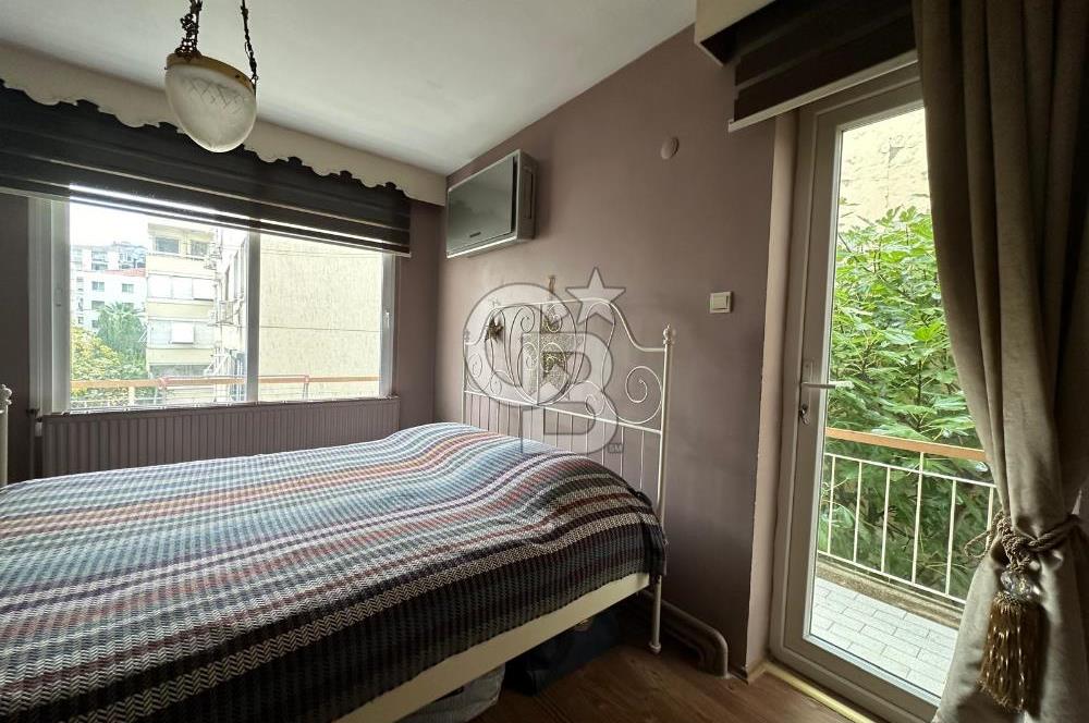 Bostanlı Yıllar Market Sokağında 3+1 Kiralık GENİŞ Daire