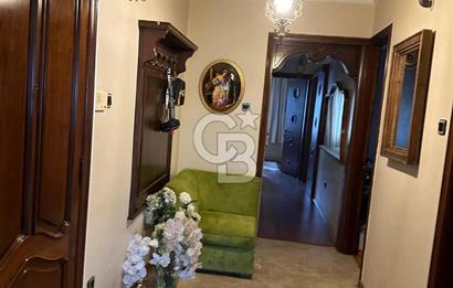 Bostanlı Yıllar Market Sokağında 3+1 Kiralık GENİŞ Daire