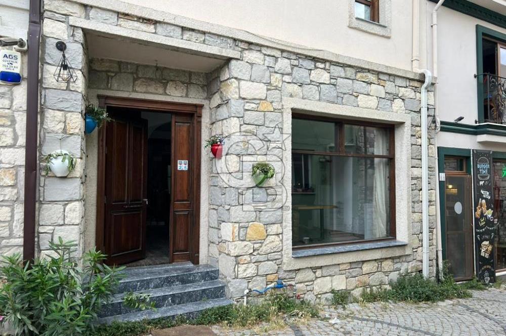 URLA SANAT SOKAĞINDA SATILIK Müstakil Ev