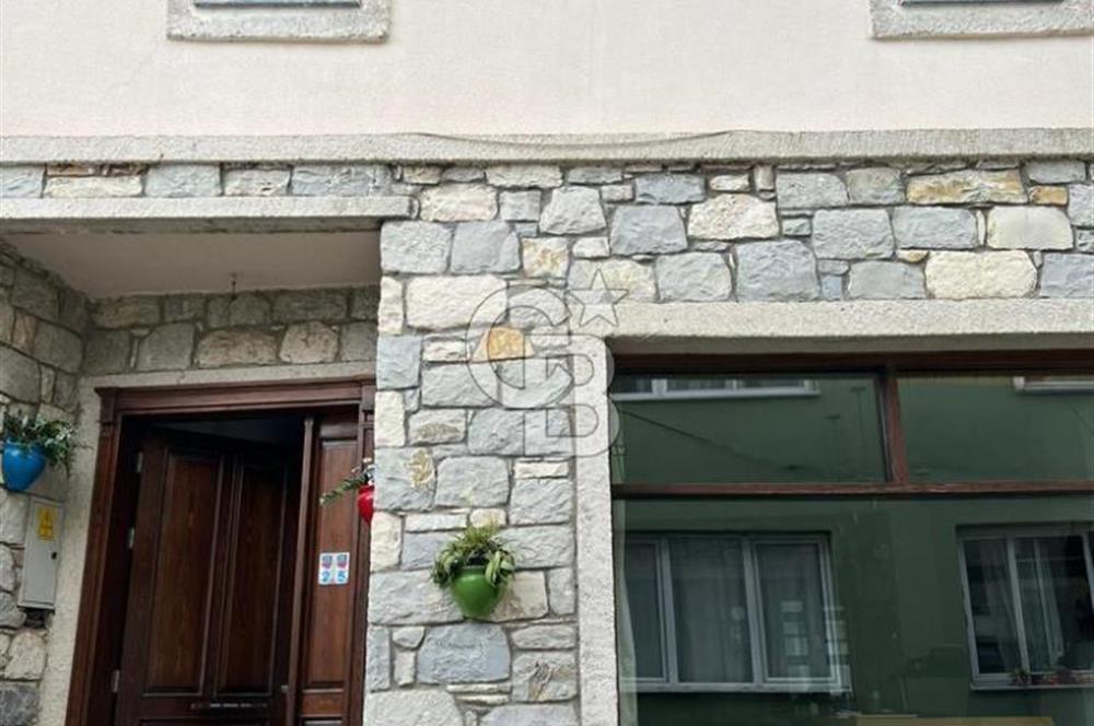 URLA SANAT SOKAĞINDA SATILIK Müstakil Ev