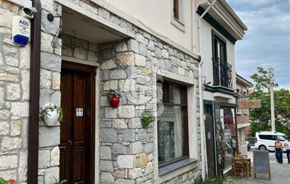 URLA SANAT SOKAĞINDA SATILIK Müstakil Ev