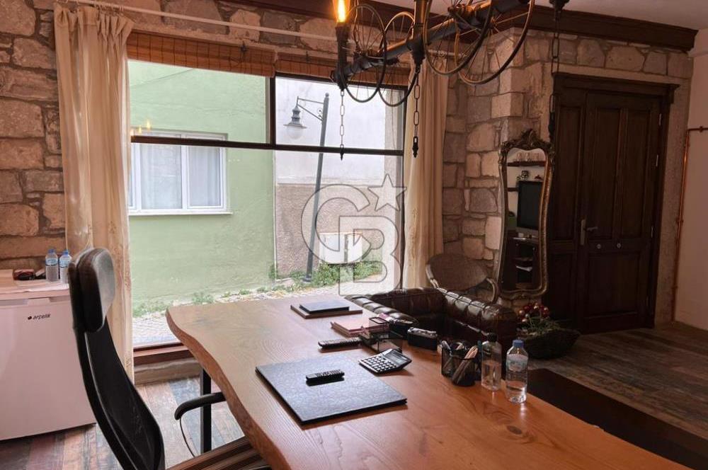 URLA SANAT SOKAĞINDA SATILIK Müstakil Ev