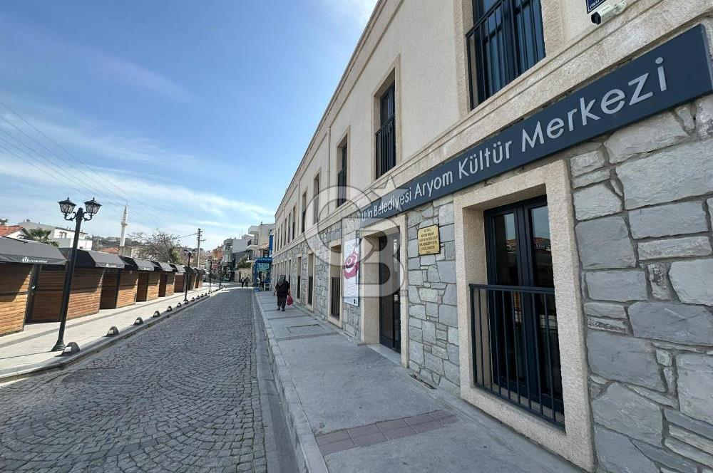 URLA SANAT SOKAĞINDA SATILIK Müstakil Ev