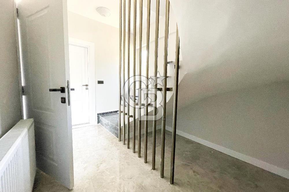 Çanakkale Lapseki Kangırlı'da Satılık 750 m² Bahçeli Villa