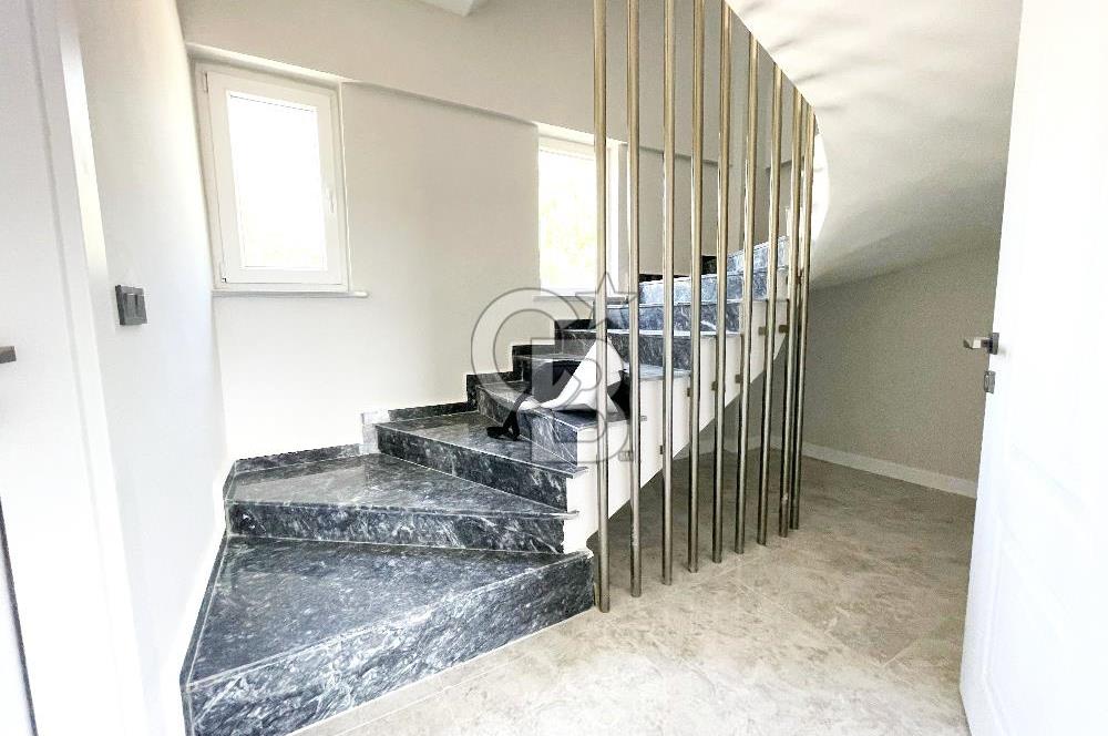 Çanakkale Lapseki Kangırlı'da Satılık 750 m² Bahçeli Villa