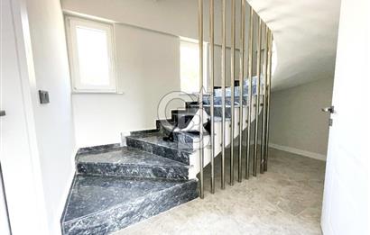 Çanakkale Lapseki Kangırlı'da Satılık 750 m² Bahçeli Villa