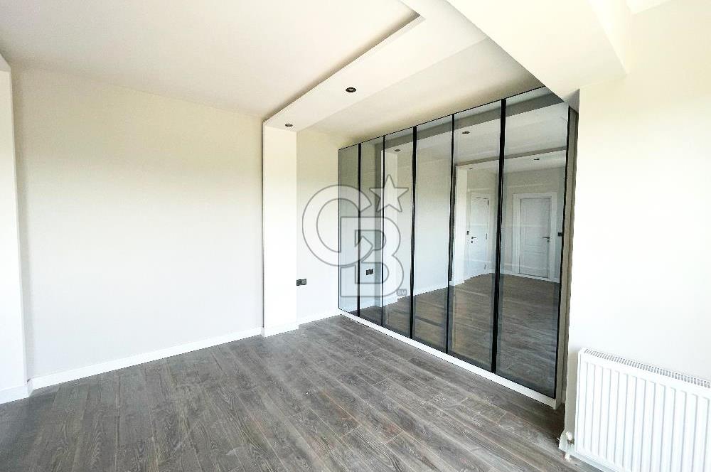 Çanakkale Lapseki Kangırlı'da Satılık 750 m² Bahçeli Villa