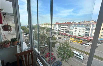 Çanakkale Lapseki Merkez'de Geniş ve Kullanışlı 3+1 Daire
