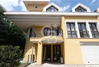 BAĞLICA'NIN EN PRESTİJLİ BÖLGESİNDE 5+2 LÜKS SATILIK VİLLA
