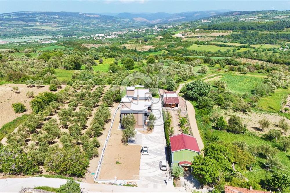 Çanakkale Lapseki Kangırlı'da Satılık 750 m² Bahçeli Villa