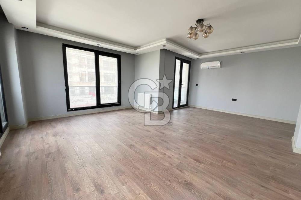 Beylikdüzü Es Marin Konaklarında 3+2 Satılık 0 Dublex Daire