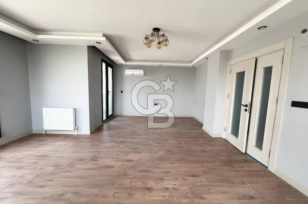 Beylikdüzü Es Marin Konaklarında 3+2 Satılık 0 Dublex Daire