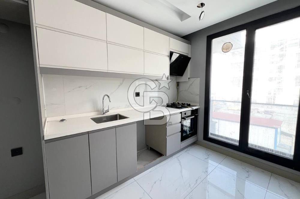 Beylikdüzü Es Marin Konaklarında 3+2 Satılık 0 Dublex Daire