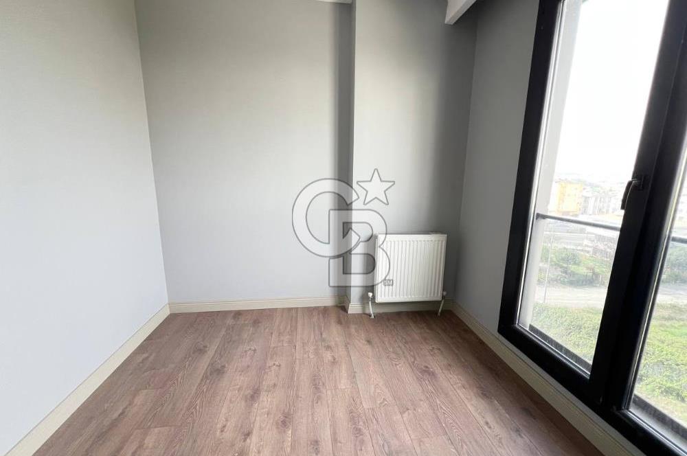 Beylikdüzü Es Marin Konaklarında 3+2 Satılık 0 Dublex Daire