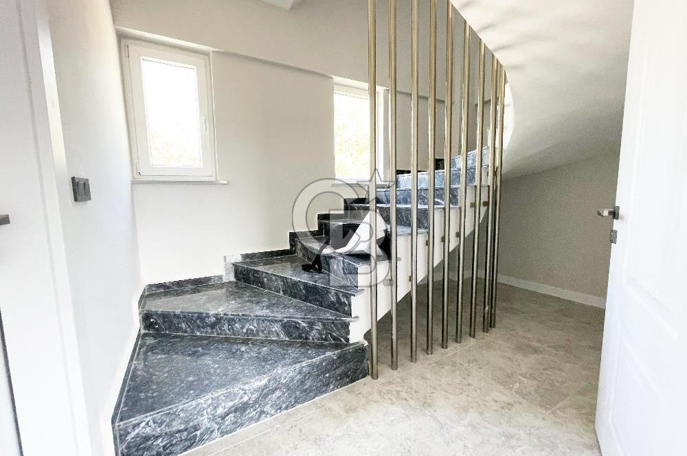 Çanakkale Lapseki Kangırlıda 750 m² Bahçeli Satılık Villa