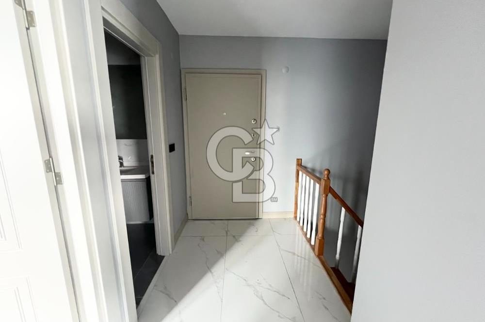 Beylikdüzü Es Marin Konaklarında 3+2 Satılık 0 Dublex Daire