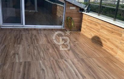 Yakacık'ta Geniş Balkonlu ve Eşyalı Kiralık Teras Daire