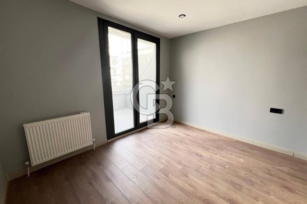 Beylikdüzü Es Marin Konaklarında 3+2 Satılık 0 Dublex Daire