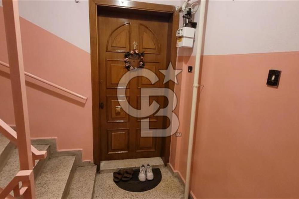 KARŞIYAKA'DA SAHİLE YAKIN FULL EŞYALI 3+1 KİRALIK DAİRE