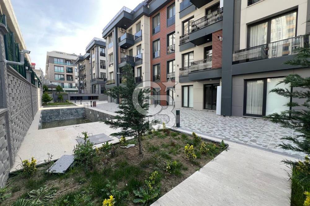 Beylikdüzü Es Marin Konaklarında 3+2 Satılık 0 Dublex Daire