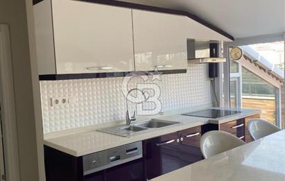 Yakacık'ta Geniş Balkonlu ve Eşyalı Kiralık Teras Daire