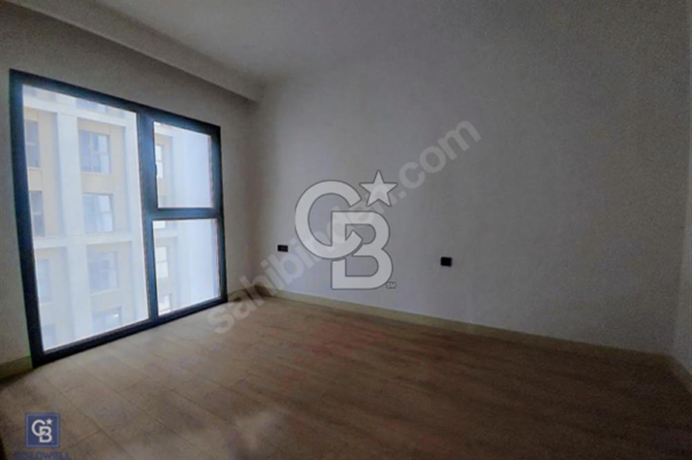 FIKIRTEPEDE OTURUMA HAZIR GÜVENLİKLİ OTOPARKLI 2+1 KİRALIK DAİRE