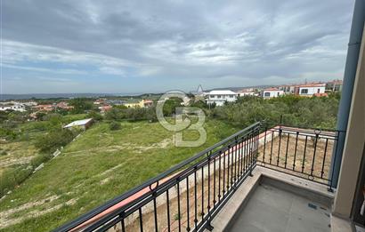 ÇANAKKALE ÇINARLI'DA DENİZ MANZARALI SATILIK VİLLA
