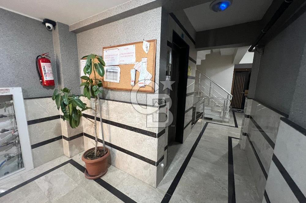 Karşıyaka Örnekköy’de 2+1 Satılık 100m2 Daire