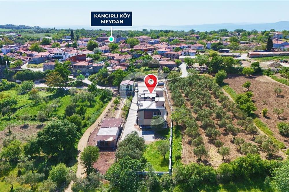Çanakkale Lapseki Kangırlıda 750 m² Bahçeli Satılık Villa