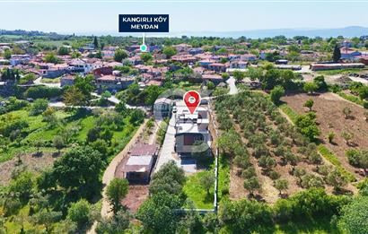 Çanakkale Lapseki Kangırlıda 750 m² Bahçeli Satılık Villa
